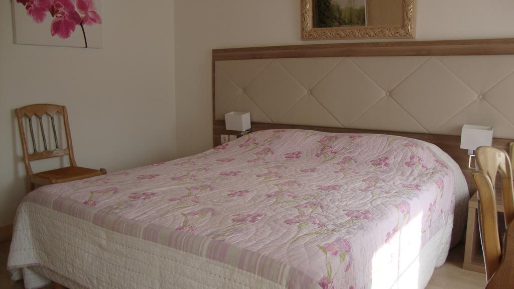 Hotel Pikassaria Сар Экстерьер фото